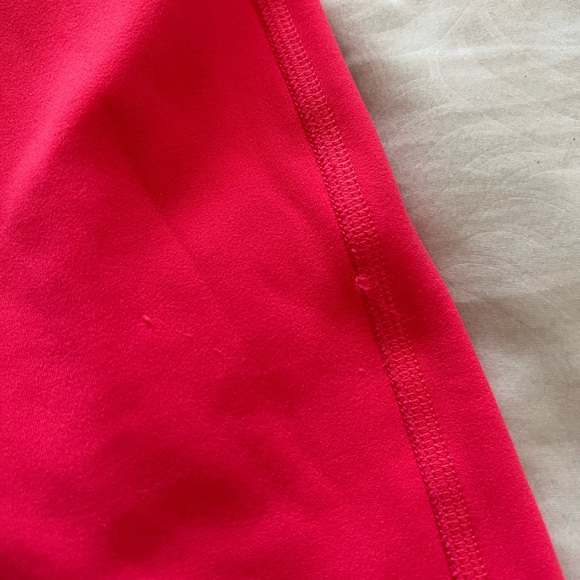 Lululemon Align Short Lipgloss 4 - Picture 3 of 5